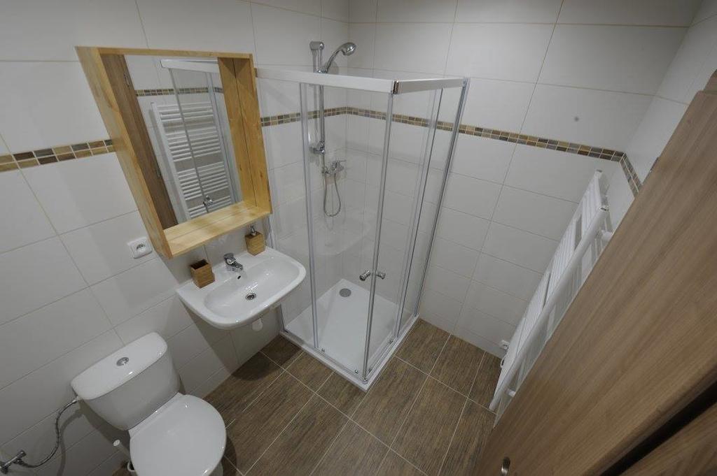 Apartmany Na Kolonade Леднице Экстерьер фото