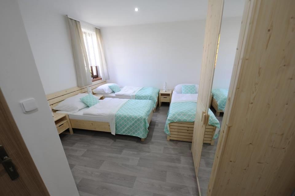 Apartmany Na Kolonade Леднице Экстерьер фото